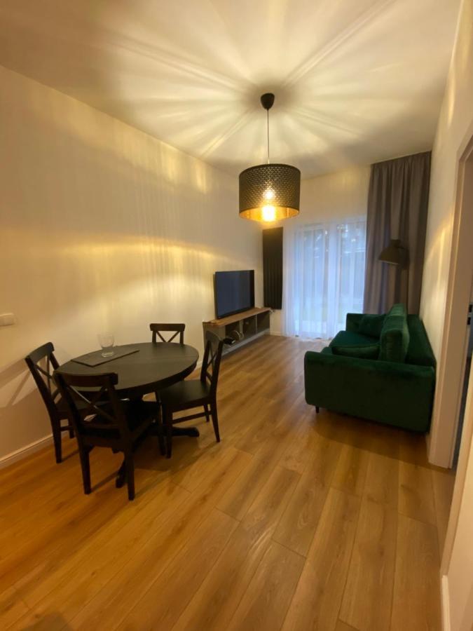 F&j #25 Centropolis Apartment