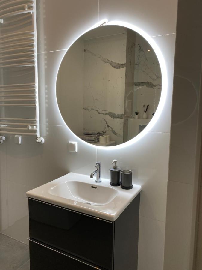 F&j #25 Centropolis Apartment Torun