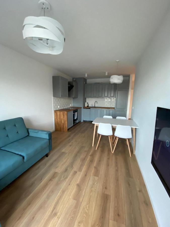 F&j #25 Centropolis Apartment